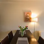 Lägenhetshotell Cosmos 3*