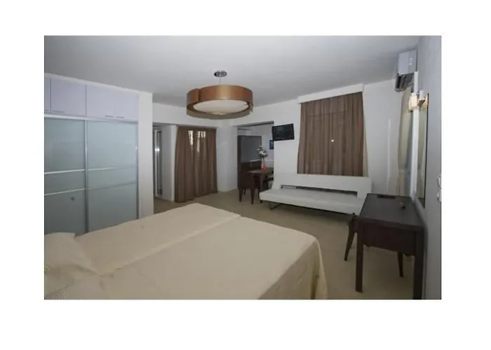 Lejlighedshotel Cosmos 3*