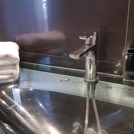 كوزموس هوتل 3* ريثيمنو