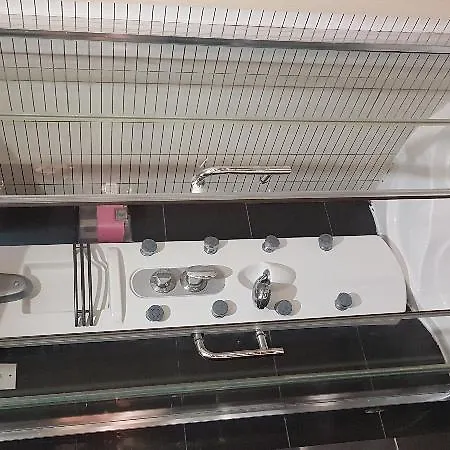 شقة فندقية كوزموس هوتل 3*