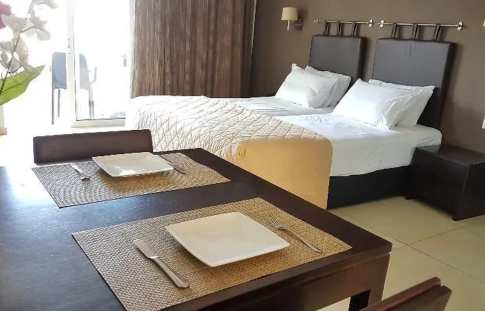 Cosmos Apartmanhotel