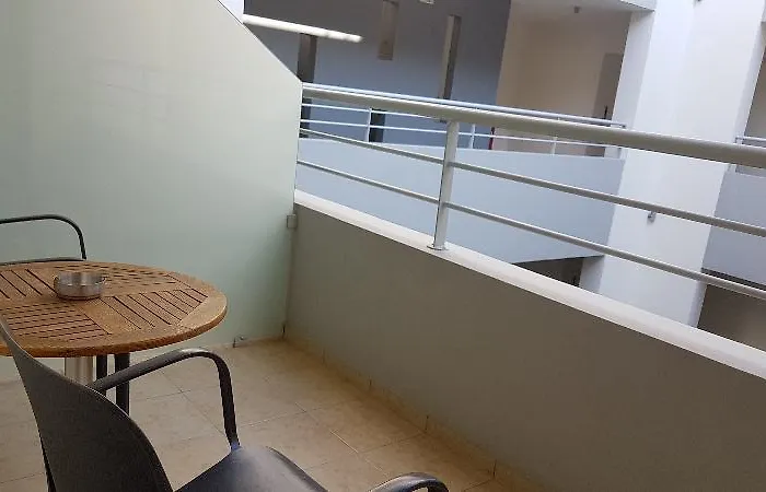 Cosmos Apartmanhotel 3*